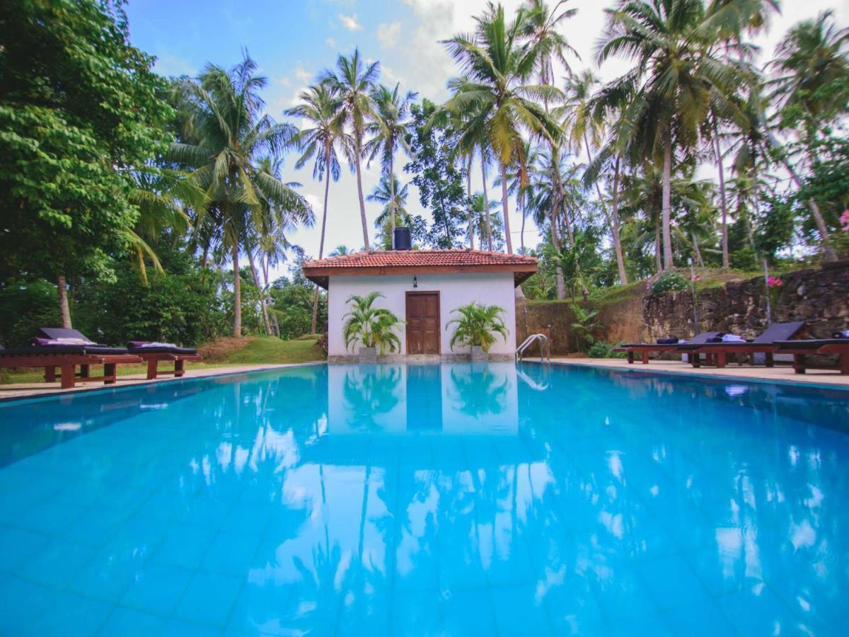 Thalpe Walawwa Heritage Villa Unawatuna Exterior photo