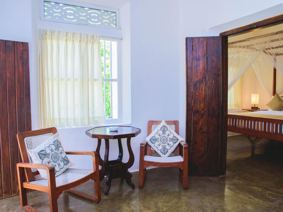 Thalpe Walawwa Heritage Villa Unawatuna Exterior photo