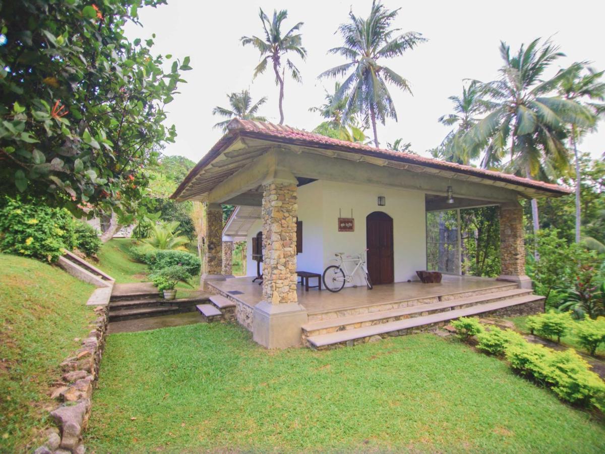 Thalpe Walawwa Heritage Villa Unawatuna Exterior photo