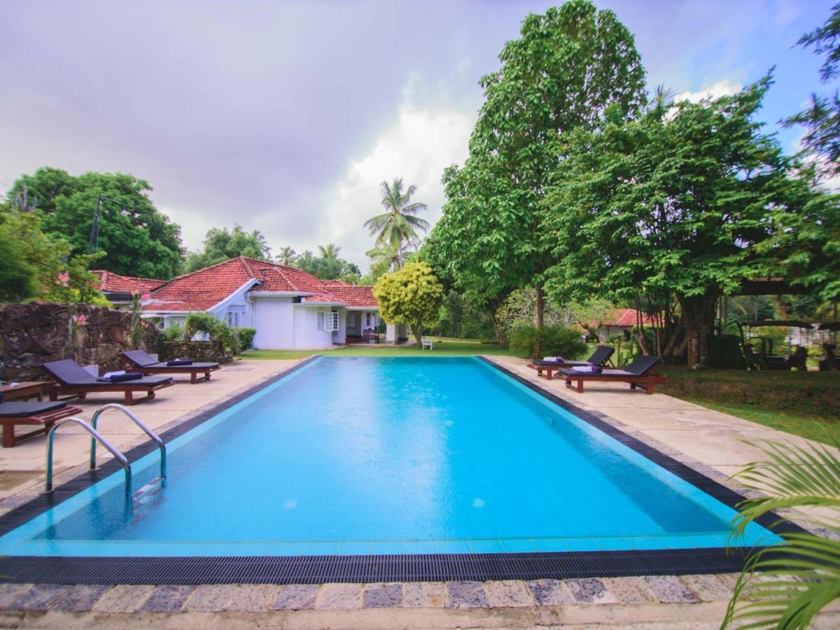Thalpe Walawwa Heritage Villa Unawatuna Exterior photo